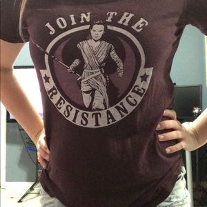 JOIN THE RESISTANCE. Star Wars T-Shirt Size Medium